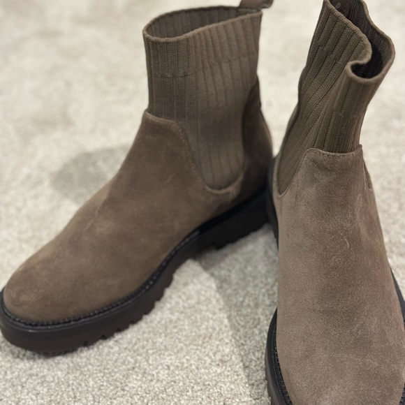 Blondo Tan Ankle Boots - Picture 3 of 9